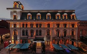 Hotel London 1889 & Casino